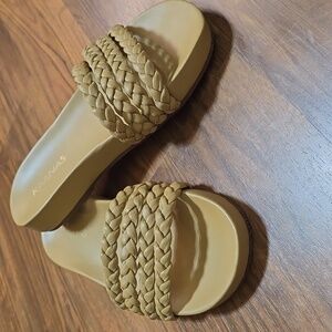 Kaanas Ares Multi-braid Slide Sandal